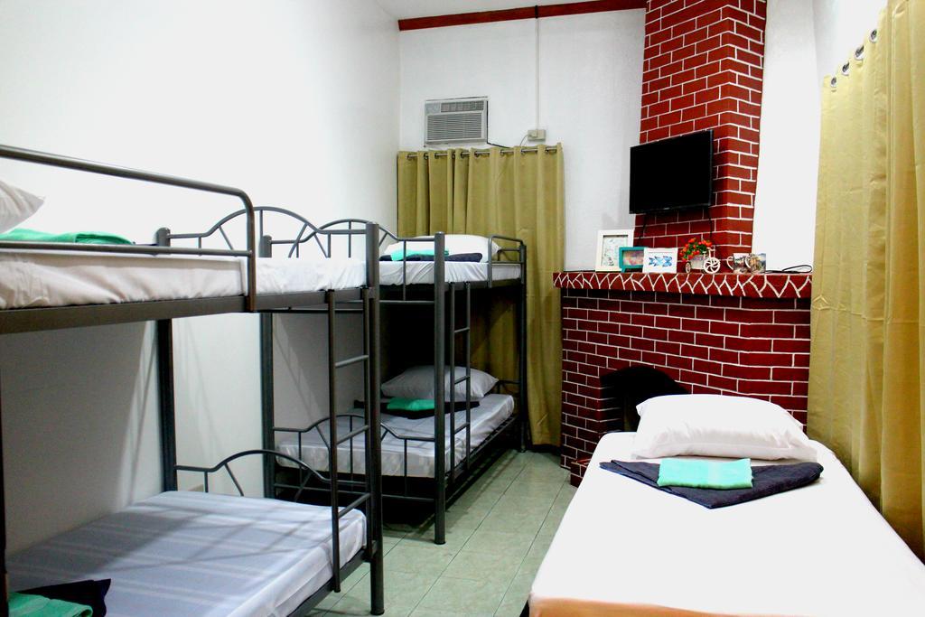 Tagaytay Garden Budgetel - City Center Tagaytay City Bilik gambar